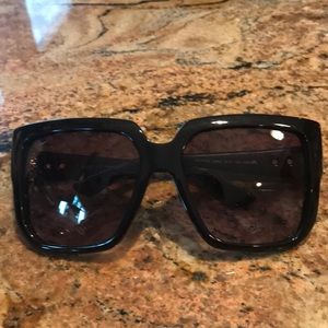 Gucci oversized sunglasses